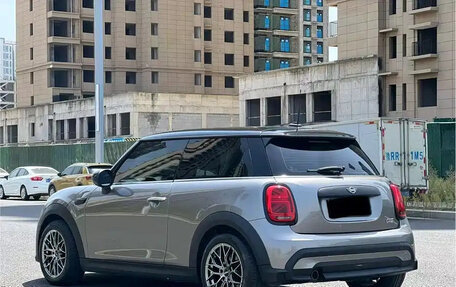 MINI Hatch, 2023 год, 1 967 000 рублей, 6 фотография