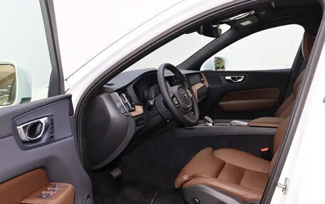 Volvo XC60 II, 2026 год, 4 300 000 рублей, 8 фотография