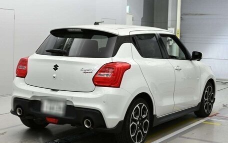 Suzuki Swift V, 2022 год, 1 150 040 рублей, 2 фотография
