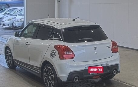 Suzuki Swift V, 2022 год, 1 181 040 рублей, 2 фотография