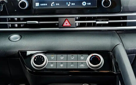 Hyundai Elantra, 2022 год, 1 155 000 рублей, 11 фотография