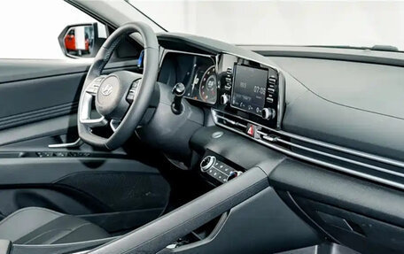 Hyundai Elantra, 2022 год, 1 155 000 рублей, 12 фотография