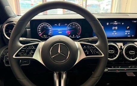 Mercedes-Benz A-Класс, 2022 год, 2 149 000 рублей, 12 фотография