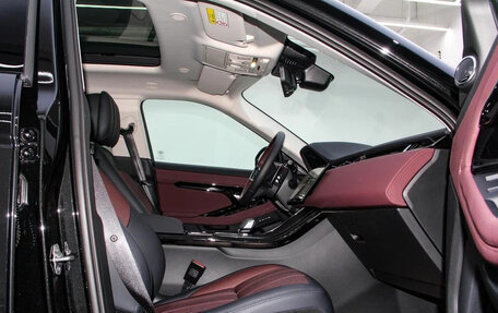 Land Rover Range Rover Evoque II, 2024 год, 4 309 000 рублей, 10 фотография