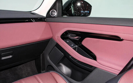 Land Rover Range Rover Evoque II, 2024 год, 4 309 000 рублей, 13 фотография