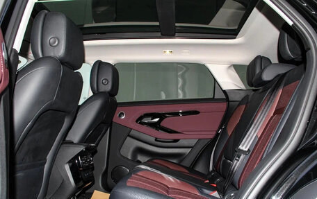 Land Rover Range Rover Evoque II, 2024 год, 4 309 000 рублей, 14 фотография