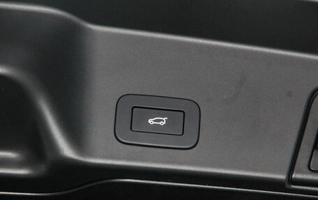 Land Rover Range Rover Evoque II, 2024 год, 4 309 000 рублей, 25 фотография