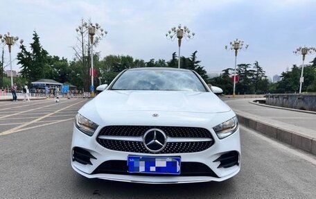 Mercedes-Benz A-Класс, 2022 год, 1 943 000 рублей, 2 фотография
