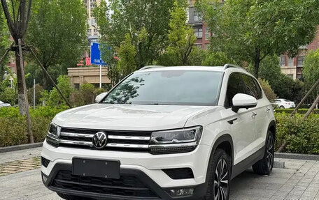 Volkswagen Tharu, 2023 год, 1 928 008 рублей, 2 фотография