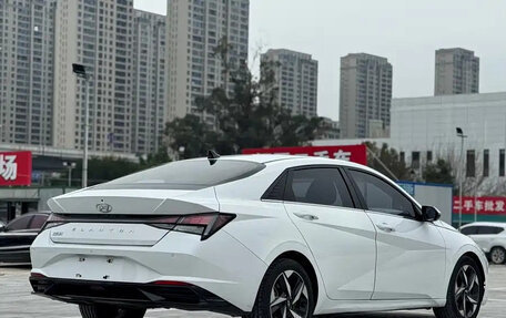 Hyundai Elantra, 2023 год, 1 225 000 рублей, 4 фотография