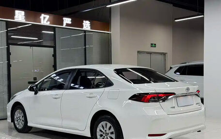 Toyota Corolla, 2022 год, 1 240 000 рублей, 6 фотография