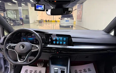 Volkswagen Golf VIII, 2022 год, 1 500 000 рублей, 10 фотография