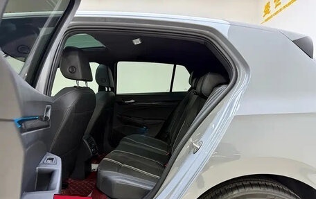 Volkswagen Golf VIII, 2022 год, 1 500 000 рублей, 9 фотография