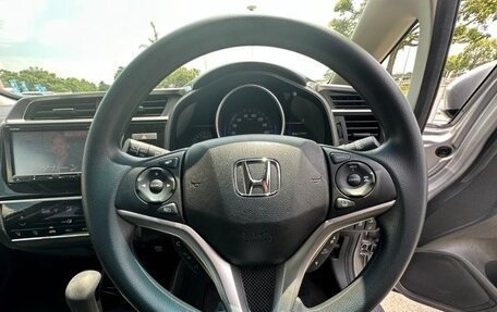 Honda Fit III, 2017 год, 830 000 рублей, 5 фотография