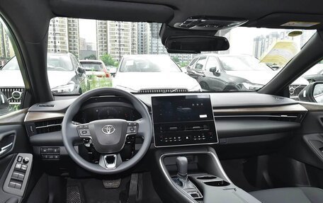Toyota Avalon, 2025 год, 3 870 000 рублей, 14 фотография