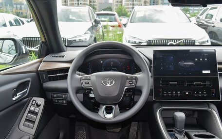 Toyota Avalon, 2025 год, 3 870 000 рублей, 12 фотография
