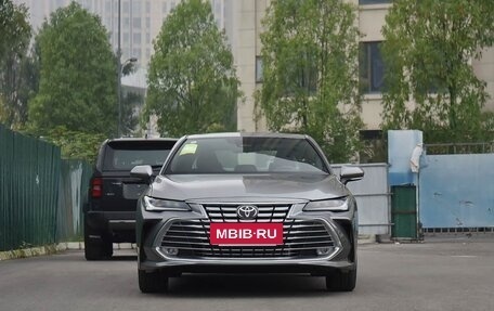 Toyota Avalon, 2025 год, 3 870 000 рублей, 2 фотография