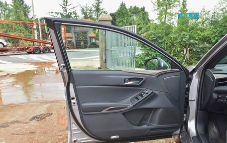 Toyota Avalon, 2025 год, 3 870 000 рублей, 25 фотография
