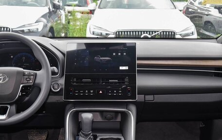 Toyota Avalon, 2025 год, 3 870 000 рублей, 17 фотография