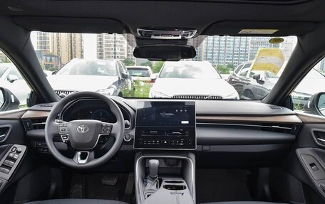 Toyota Avalon, 2025 год, 3 870 000 рублей, 18 фотография