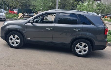KIA Sorento II рестайлинг, 2014 год, 1 800 000 рублей, 3 фотография