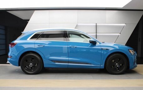 Audi e-tron I, 2019 год, 4 150 000 рублей, 3 фотография
