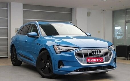 Audi e-tron I, 2019 год, 4 150 000 рублей, 2 фотография