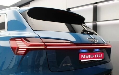 Audi e-tron I, 2019 год, 4 150 000 рублей, 6 фотография
