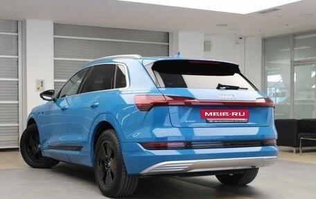 Audi e-tron I, 2019 год, 4 150 000 рублей, 7 фотография