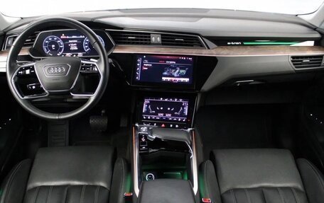 Audi e-tron I, 2019 год, 4 150 000 рублей, 11 фотография