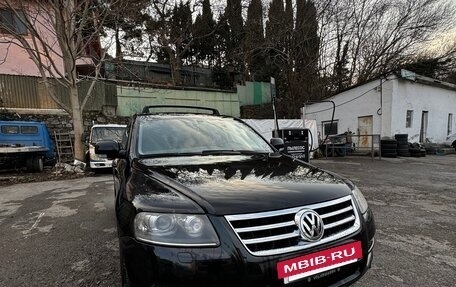 Volkswagen Touareg III, 2006 год, 980 000 рублей, 2 фотография