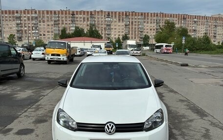 Volkswagen Golf VI, 2011 год, 1 000 000 рублей, 1 фотография