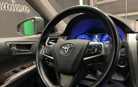Toyota Camry, 2017 год, 2 100 000 рублей, 27 фотография