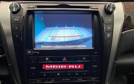 Toyota Camry, 2017 год, 2 100 000 рублей, 30 фотография