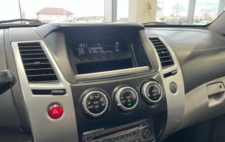 Mitsubishi Pajero Sport II рестайлинг, 2012 год, 920 354 рублей, 19 фотография