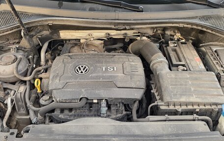 Volkswagen Tiguan II, 2018 год, 2 350 000 рублей, 8 фотография