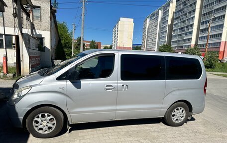 Hyundai Grand Starex Grand Starex I рестайлинг 2, 2008 год, 1 050 000 рублей, 4 фотография