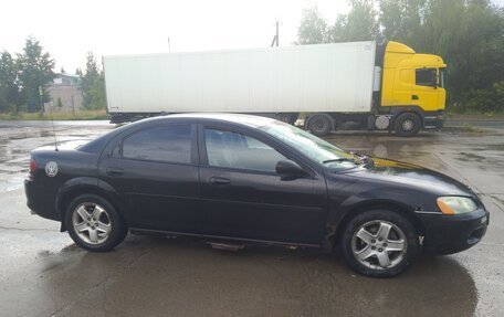 Dodge Stratus II, 2002 год, 250 000 рублей, 2 фотография