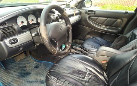 Dodge Stratus II, 2002 год, 250 000 рублей, 5 фотография