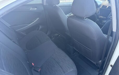 Hyundai Solaris II рестайлинг, 2015 год, 1 150 000 рублей, 9 фотография
