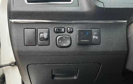 Toyota Avensis III рестайлинг, 2012 год, 1 470 000 рублей, 19 фотография