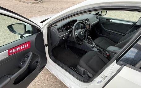 Volkswagen Jetta VI, 2015 год, 1 450 000 рублей, 10 фотография