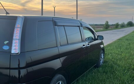 Toyota ISis I, 2011 год, 1 499 000 рублей, 6 фотография