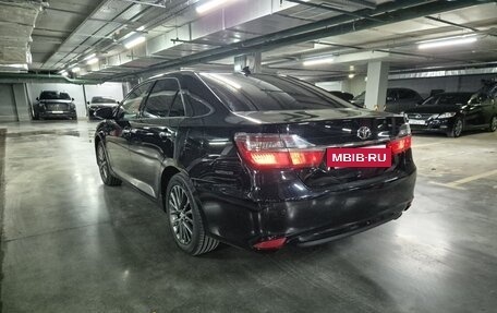 Toyota Camry, 2017 год, 2 400 000 рублей, 5 фотография