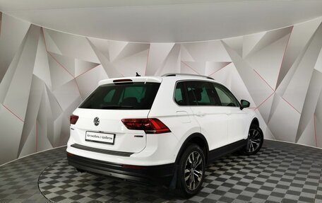 Volkswagen Tiguan II, 2019 год, 2 265 150 рублей, 2 фотография