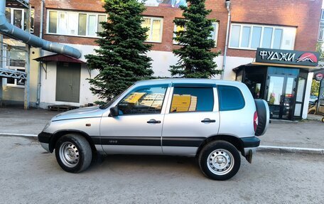 Chevrolet Niva I рестайлинг, 2004 год, 360 000 рублей, 4 фотография
