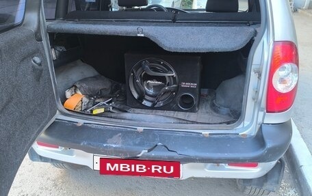 Chevrolet Niva I рестайлинг, 2004 год, 360 000 рублей, 8 фотография