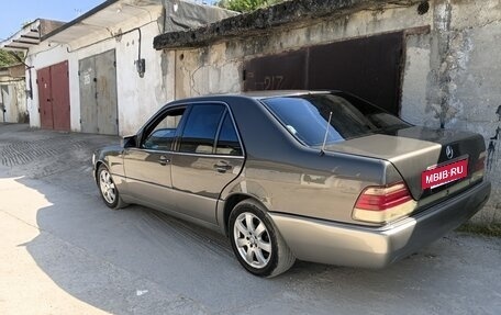 Mercedes-Benz S-Класс, 1992 год, 550 000 рублей, 2 фотография