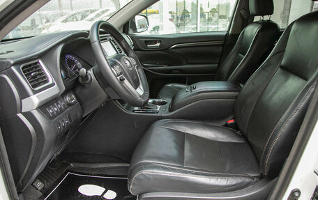 Toyota Highlander III, 2014 год, 2 578 000 рублей, 19 фотография