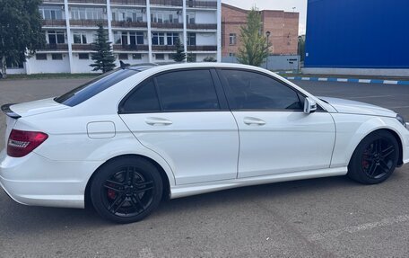 Mercedes-Benz C-Класс, 2012 год, 1 500 000 рублей, 2 фотография